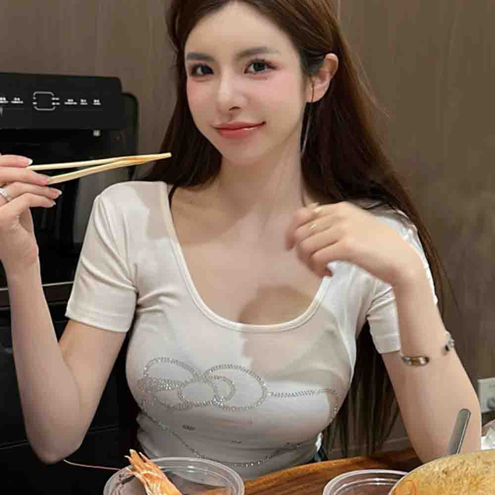Kaos Lengan Pendek Hello Kitty - Embellish Knit ulasan dan harga